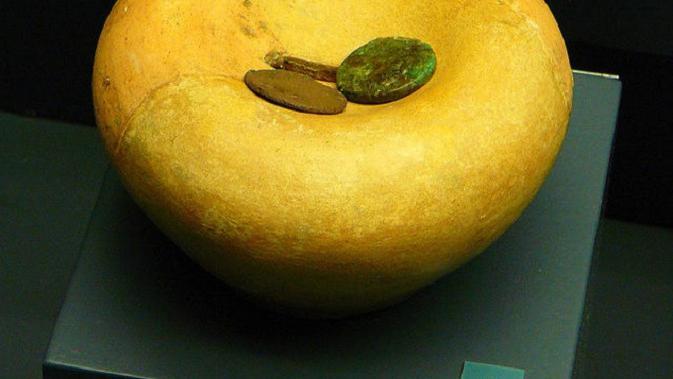 Riwayat Celengan di Dunia, Era Yunani Kuno hingga Majapahit
