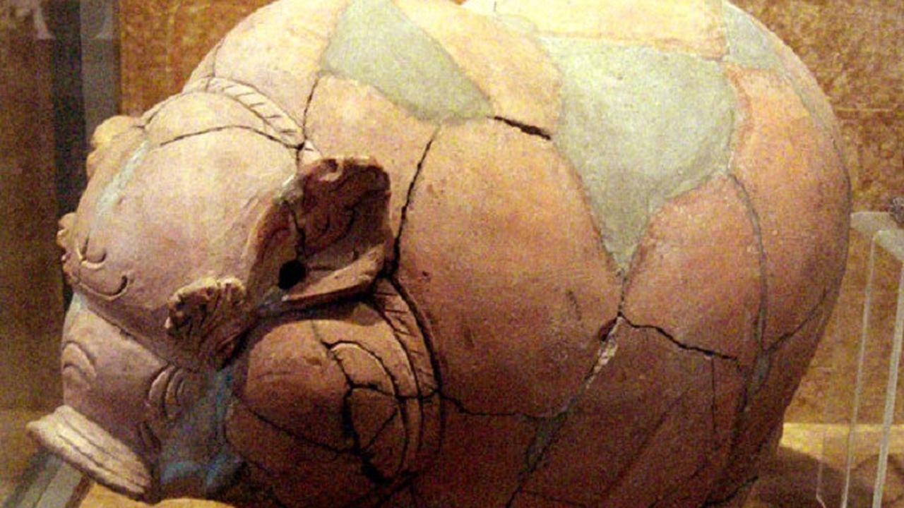 Riwayat Celengan di Dunia, Era Yunani Kuno hingga Majapahit