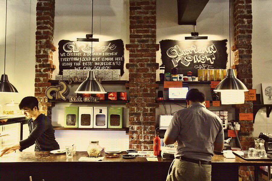 6 Cara Gak Terduga untuk Membuat Orang Terdekatmu Bahagia

