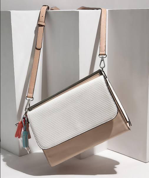 Shuttle Camera Bag idola para wanita.