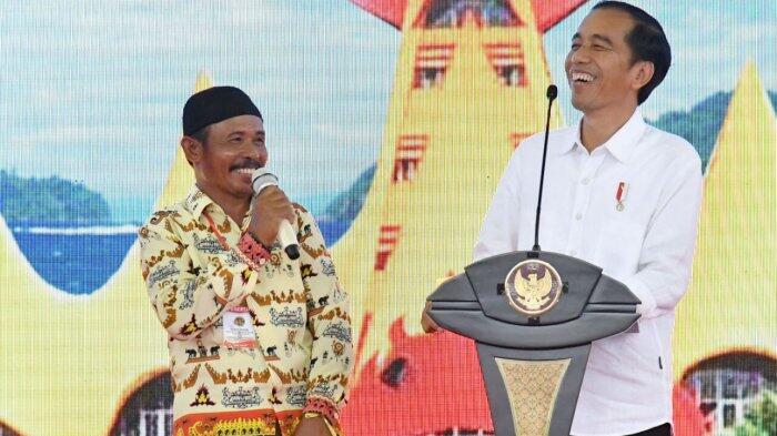 Jokowi Serahkan 3.500 Sertifikat Untuk Warga Lampung