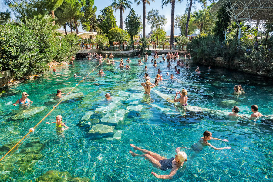 Begini Tempat Berendam Ala Para Raja Keren Banget!
