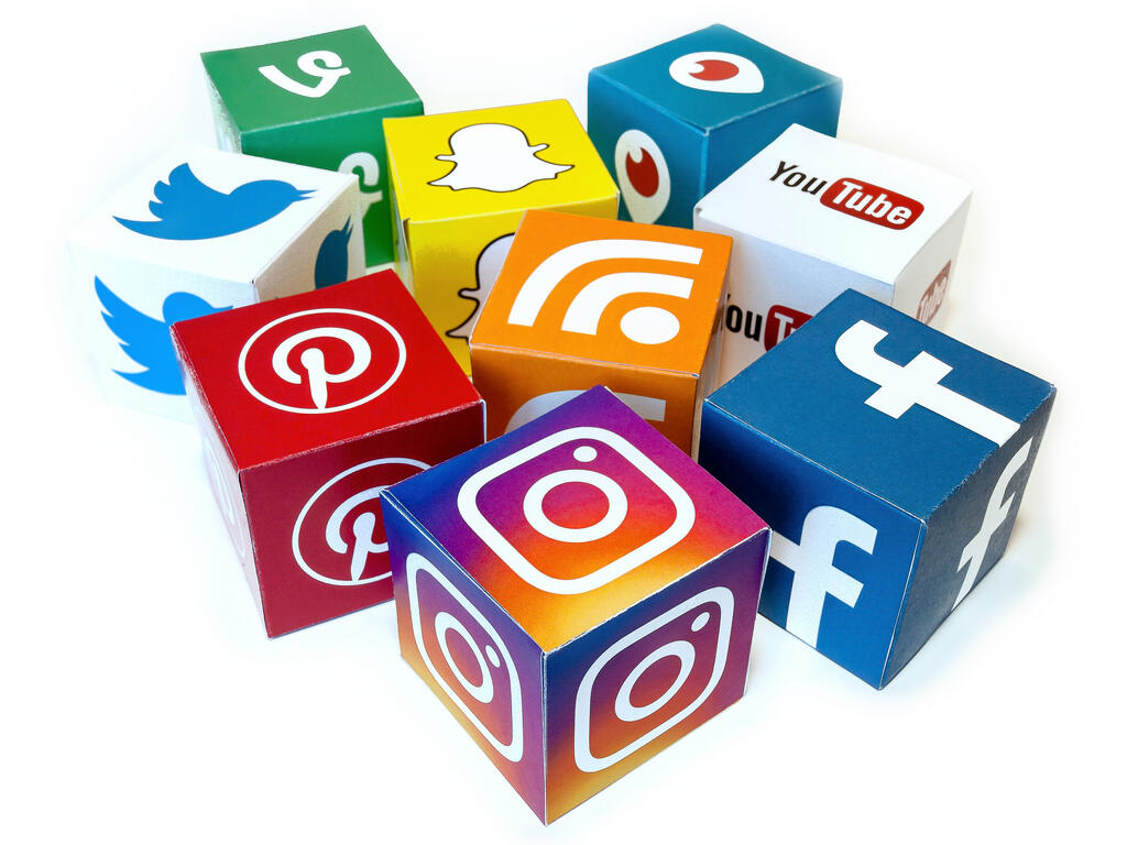Main Media Sosial Lebih dari 2 Jam? Ini yang Terjadi pada Otak