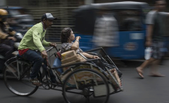 Dinilai Kembali ke Zaman Kolonial, Warga Tolak Becak Beroperasi Lagi