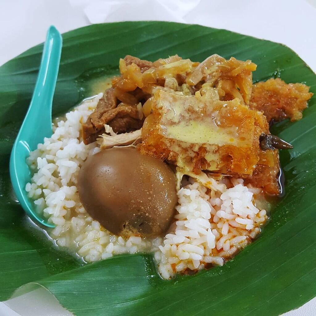 5 Nasi Ayam Legendaris di Semarang