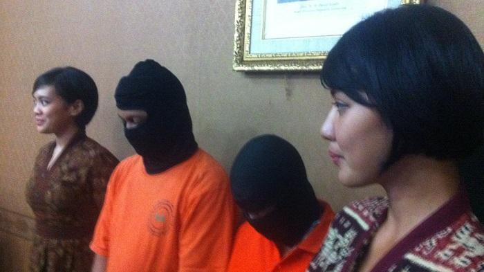 Edan, Perempuan Ini Ajak Suami Layani Seks Bertiga, Ia Tawarkan Diri Lewat Facebook