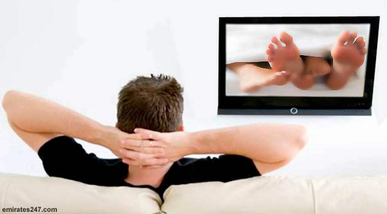 Dibalik Pro-Kontra Seragam Sexy Pramugari