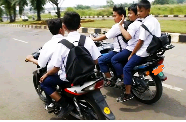 Tipe pemotor paling nyebelin
