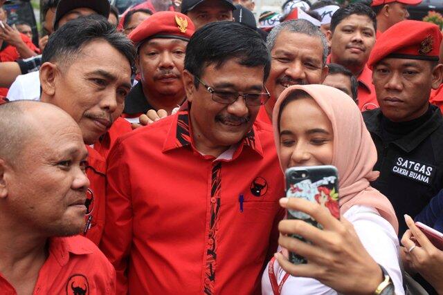 Djarot Enggan Komentari Wacana Becak di Jakarta