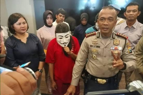 Threesome Hadir Di Surabaya, hingga Suami pun Dijual