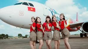 Akibat Buah Dada Pramugari Air Asia Di Protes Oleh Penumpang !!