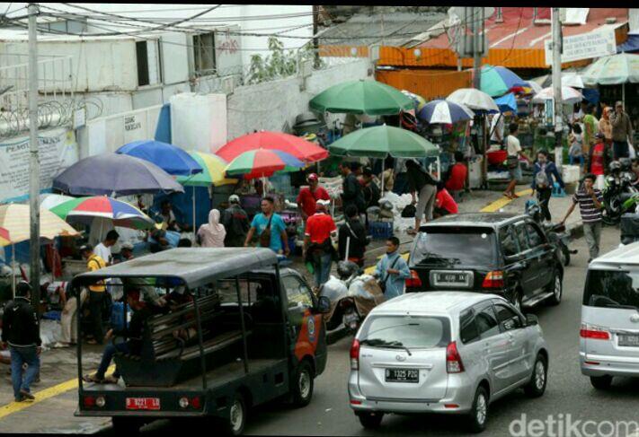 Foto: Before After, Kondisi Trotoar Jatinegara