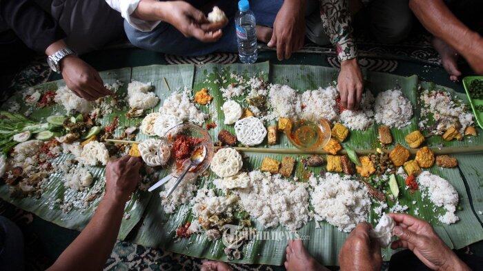 kolektor barang antik luar negeri Daun Pisang Jadi Barang Mahal di Jepang Ternyata Ini 