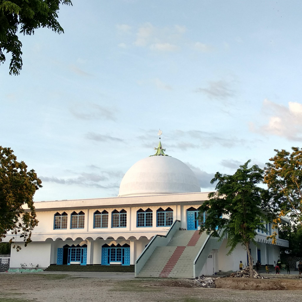 30 Hari Di Tanah Marapu