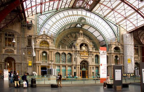 Menjelajahi Kota Antwerpen di Belgia
