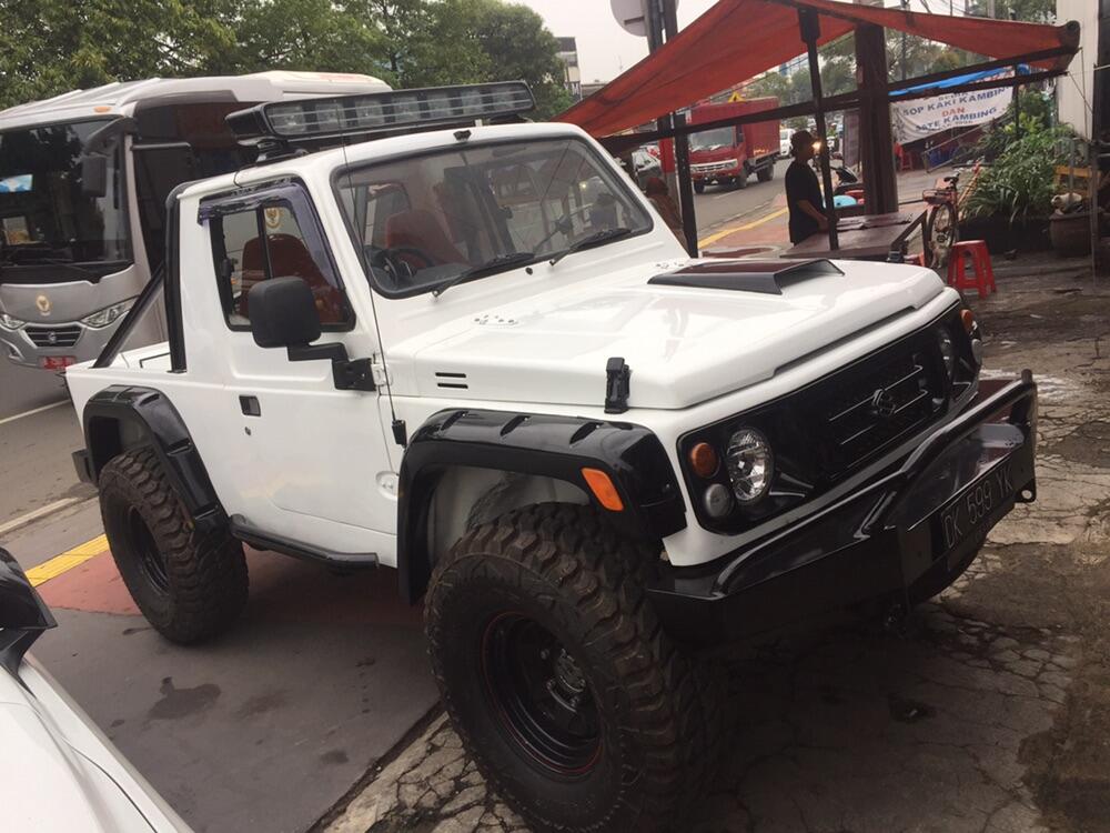 Terjual Suzuki Jimny Long 4x4 86 KASKUS