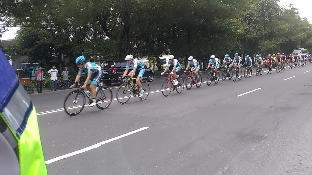 Tour de Indonesia, Pembalap Muda Indonesia di adu di etape 1 Prambanan - Ngawi