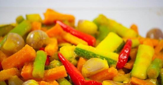Hati-hati 15 Makanan Enak Ini Paling Sering Bikin Anda Ketagihan! 