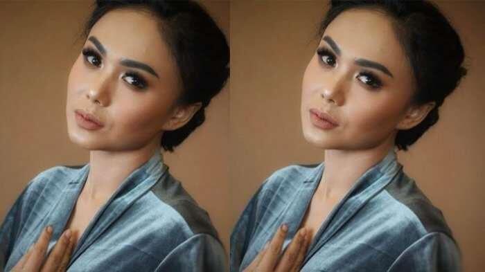 Penampilan Yuni Shara Dalam Balutan Kebaya Model 'Off Shoulder'