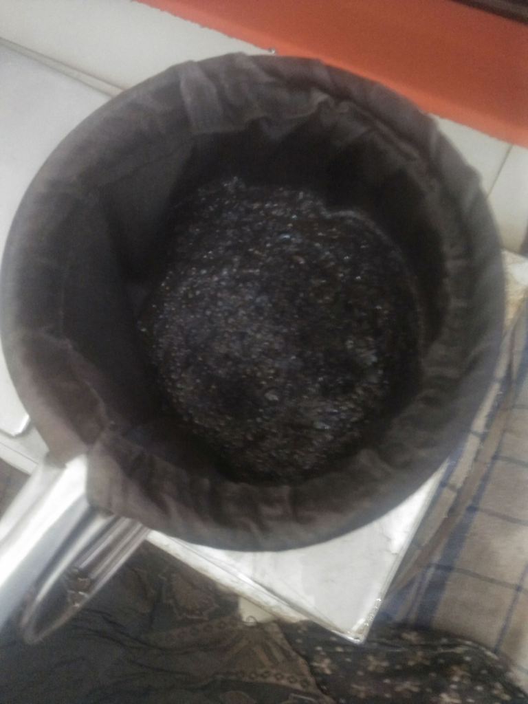 Step by step Buat Kopi "Weng" Tarik khas ACEH