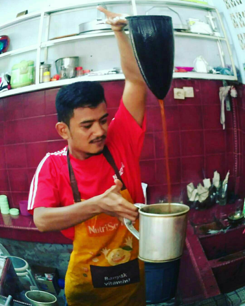 Step by step Buat Kopi "Weng" Tarik khas ACEH