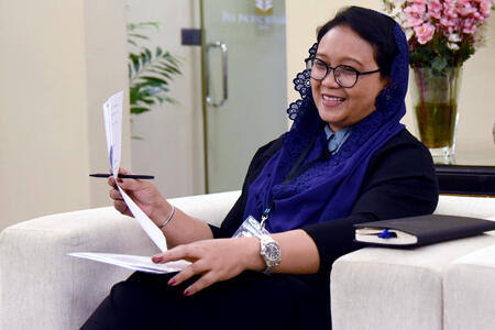 Lawatan Presiden ke Afghanistan Lancar, Menlu Sujud Syukur di Pesawat