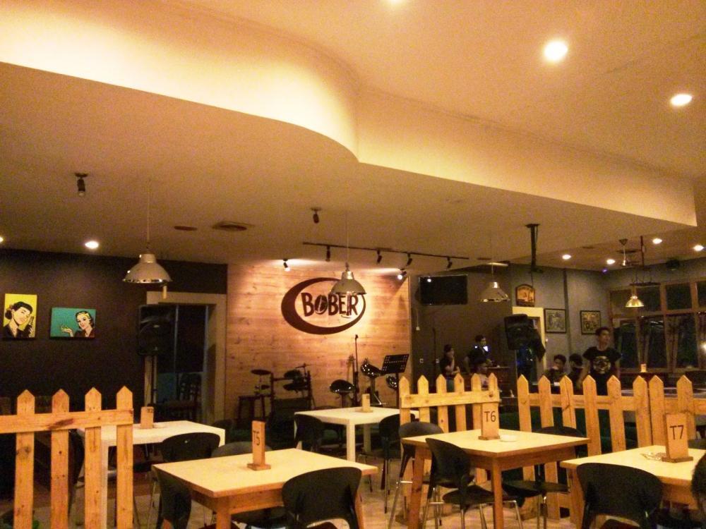 Kafe dan Restoran di Bandung yang Buka Sampai Pagi