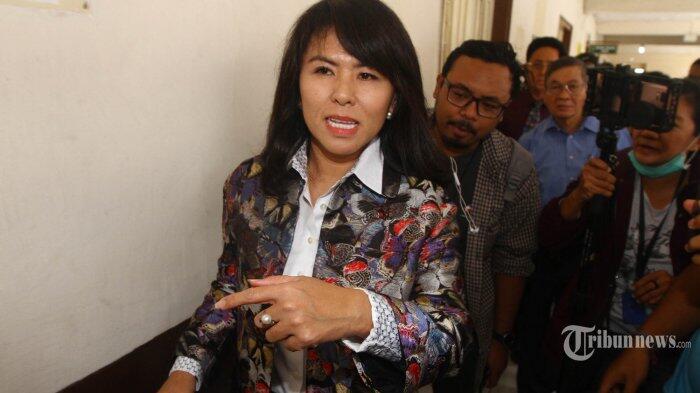 Inikah Foto yang Diunggah Adik Ahok ketika Pergoki Veronica dan JT?