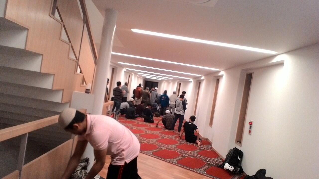 Berkunjung ke Balai Indonesia Meguro dan Masjid Meguro