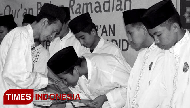 Adab Murid Terhadap Guru di Zaman Sekarang