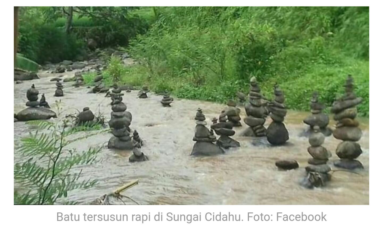 Viral Batu Tersusun Rapi di Sungai Cidahu dan Dikaitkan Hal Mistis