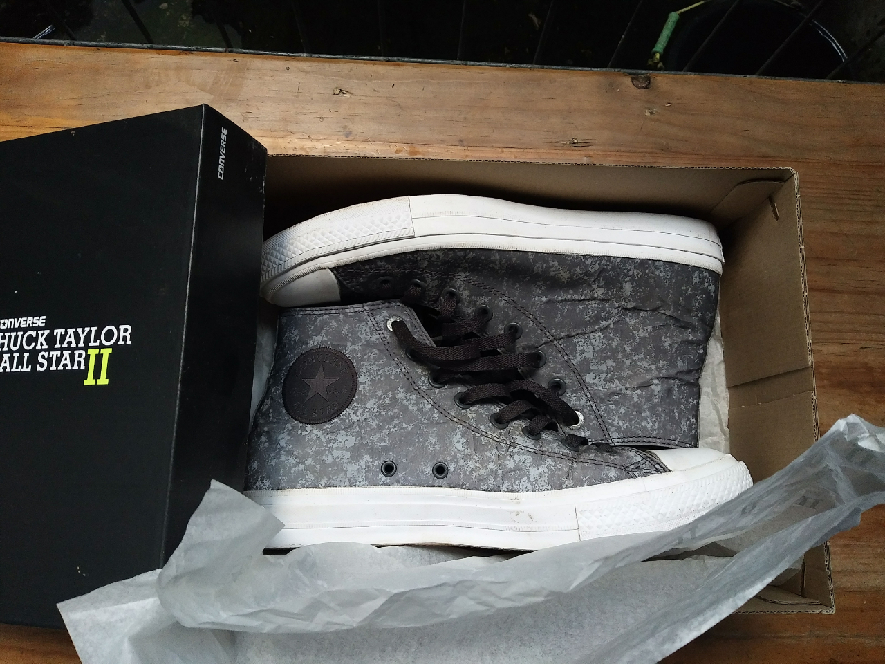 Sepatu Converse Chuck Taylor II
