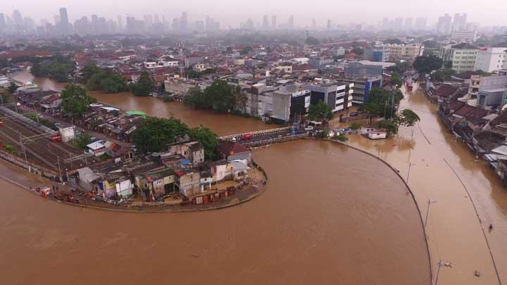 Pemandangan Udara Banjir yang Merendam Kampung Melayu