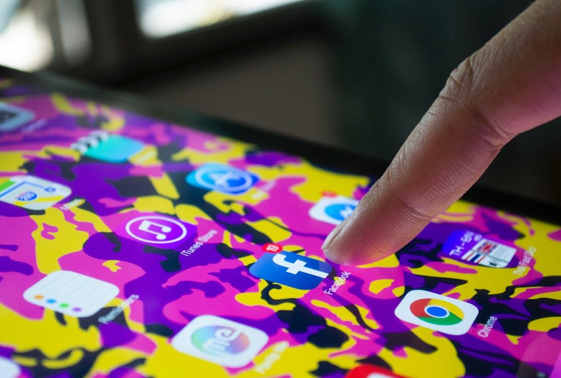 Manfaat Sosial Media untuk Mengembangkan Bisnis Sendiri