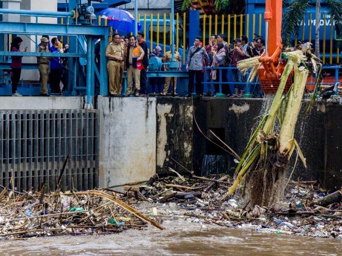 Instruksi Anies dan kesiapannya irit tidur demi tangani banjir