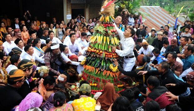 60 Aliran Kepercayaan di Jawa Tengah Musnah
