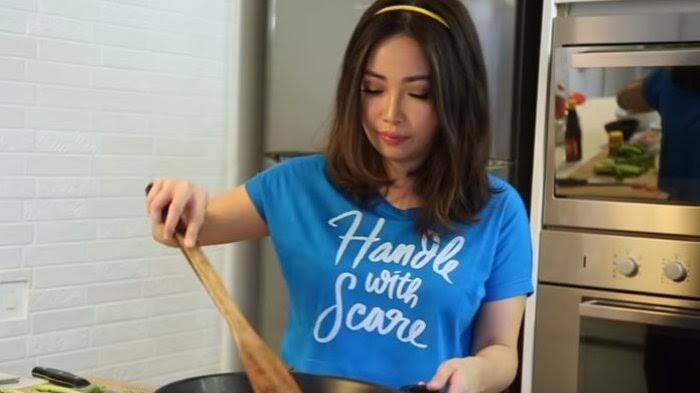 Kisah Inspiratif Chef Marinka Yang Masih Jomblo Dan Semakin Menggoda