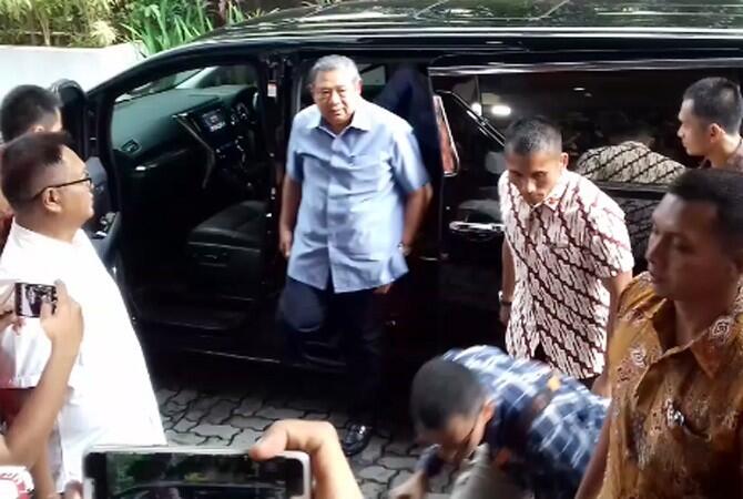 Tak Main-Main, Bersama Bu Ani, Pak SBY Melapor ke Bareskrim