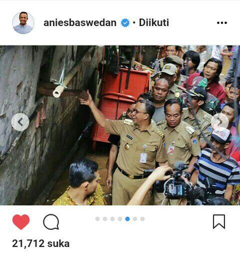 Foto Instagram Anies Penuh Perhatian Menyapa Warga Korban Banjir