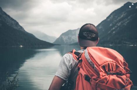 Mau Jadi Orang yang Lebih Baik? Traveling Caranya