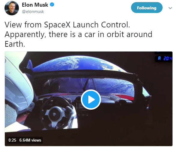 Elon Musk Kirim Mobil ke Luar Angkasa