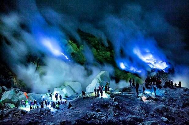 Luar Biasa! Ini Yang Bikin Wisata Kawah Ijen Dikagumi Dunia &amp; UNESCO!