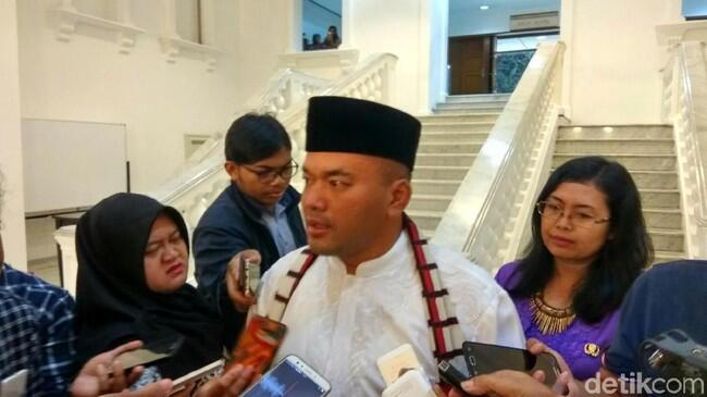 Pemprov DKI Anggarkan Rp 800 M untuk Normalisasi Sungai