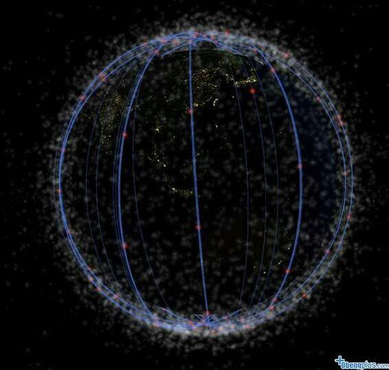 Mengapa Satelit Tidak Terlihat Pada Foto Yang Diambil Dari ISS? 