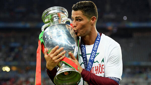Bagaimana Karier Cristiano Ronaldo di Usia ke-33?