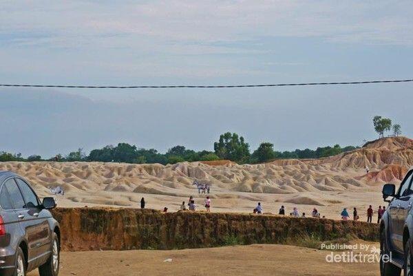 Bukan di Timur Tengah, Ini Gurun Pasir di Bintan