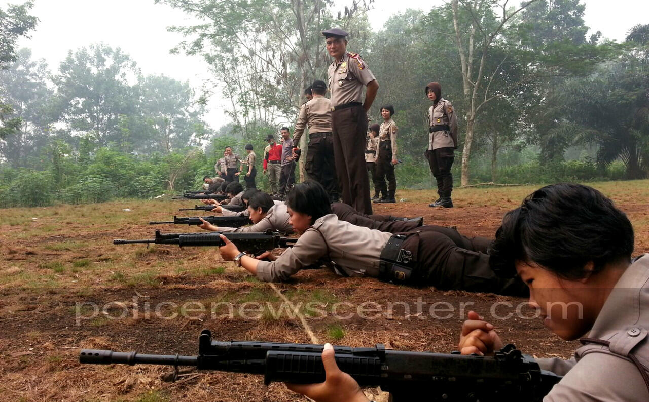Perbedaan pendidikan POLRI dengan SMA