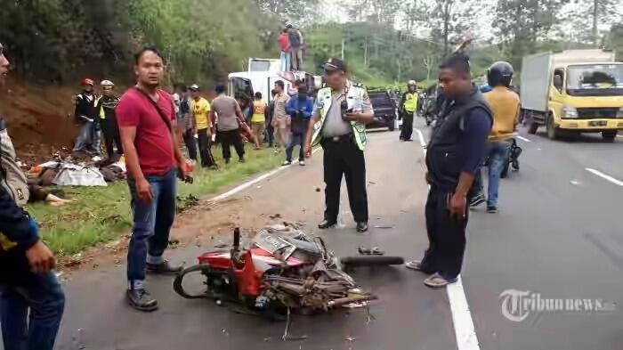 45 Foto Penampakan Hantu Di Tanjakan Emen HD Terbaru