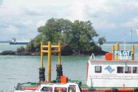 Makam Syarifah Maryam:Makam Keramat Pulau Tukung