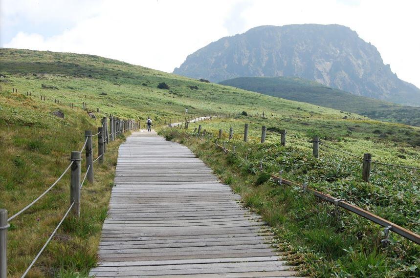 Gabung Yuk Traveling Santai ke Pulau Jeju Korea Selatan 10-16 April 2018